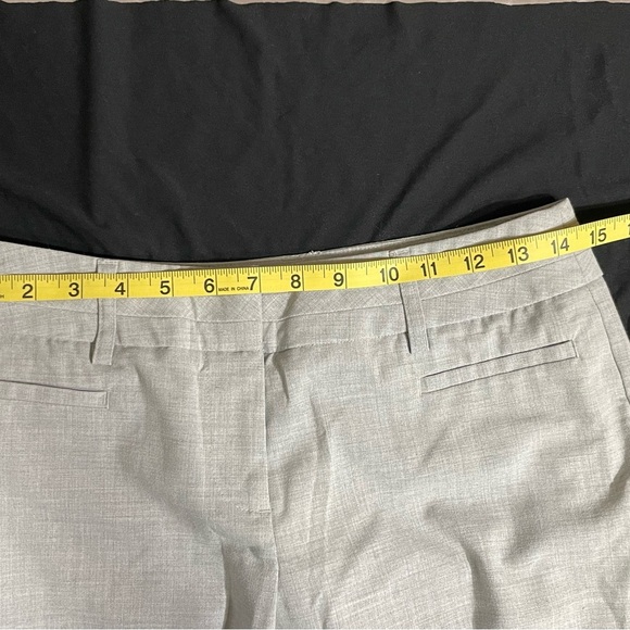 Apt. 9 Women's Gray Curvy Fit Straight Leg Trousers, Sz 2, Excellent Condition - Picture 12 of 16